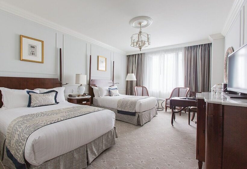 اتاق پرمیوم, The Charleston Place