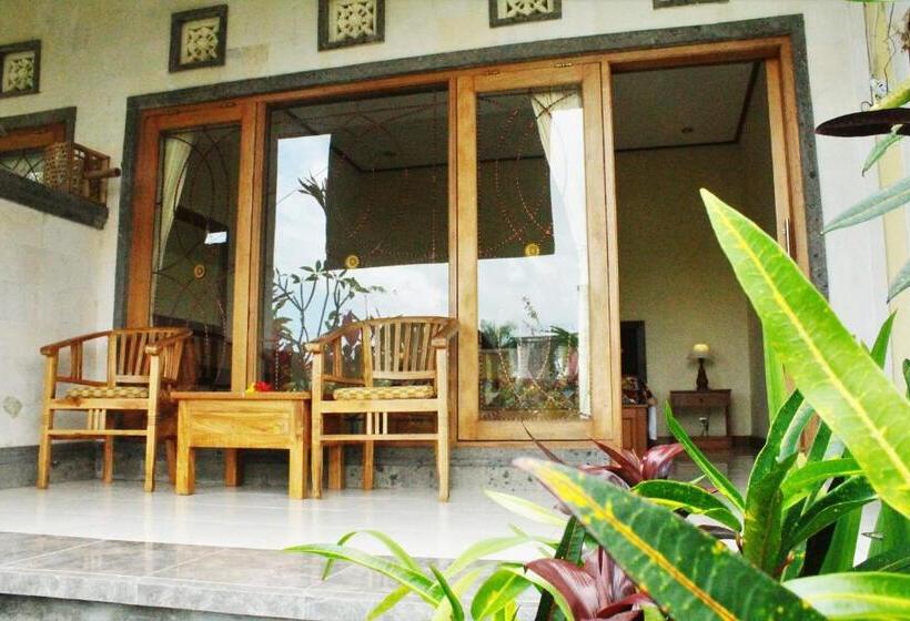 Номер Стандарт Вид на Сад, Monka House