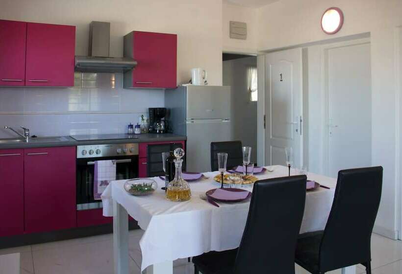 آپارتمان راحتی 1 خوابه, Bmb Apartments   Senj