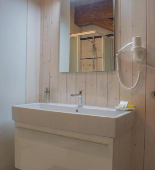 スタンダード４人部屋, Apartmány šupina