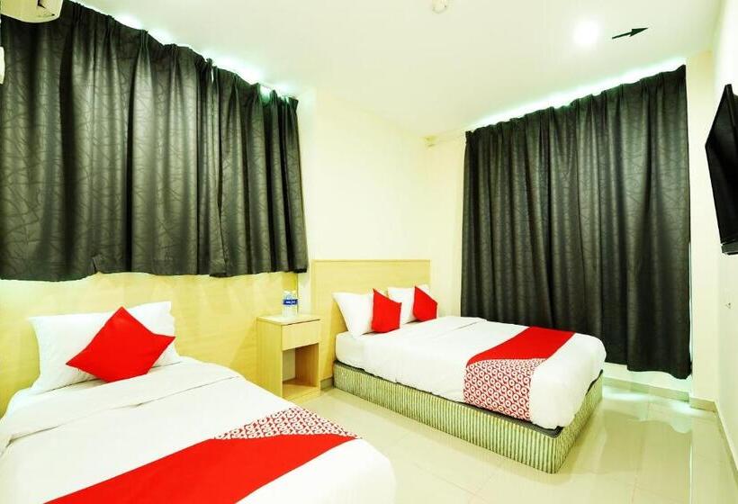 سوییت سوپریور, Batu Caves Star Hotel By Oyo Rooms