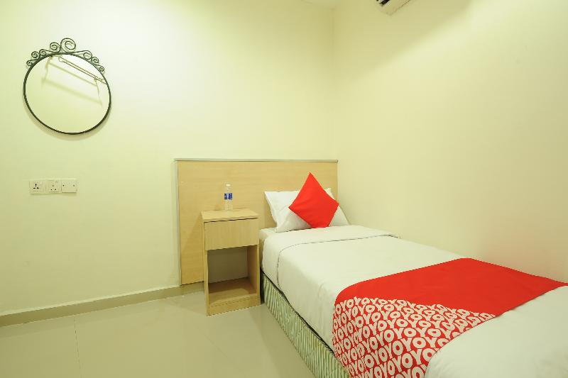 اتاق استاندارد یک نفره, Batu Caves Star Hotel By Oyo Rooms