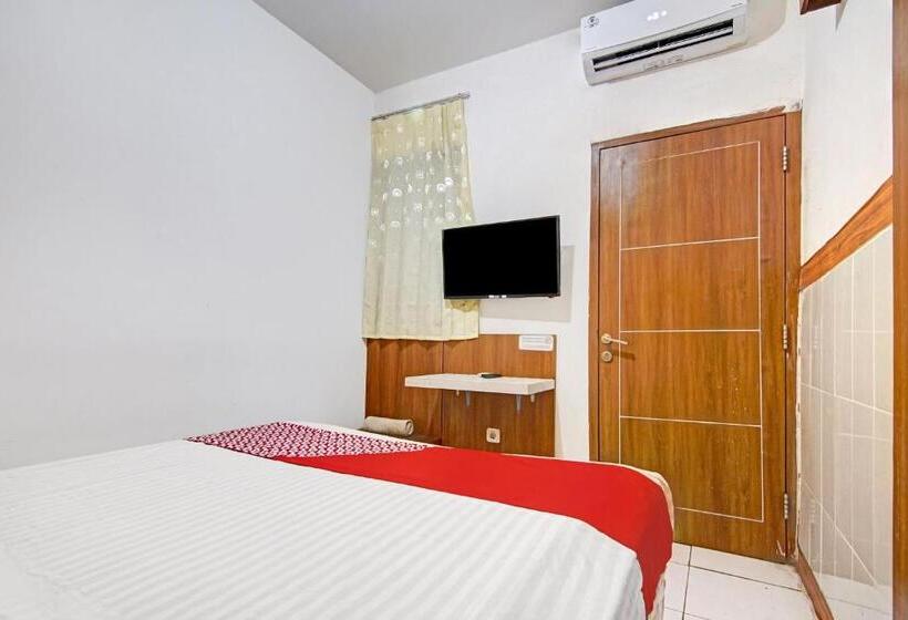 Номер Стандарт, Reddoorz Near Mall Of Indonesia