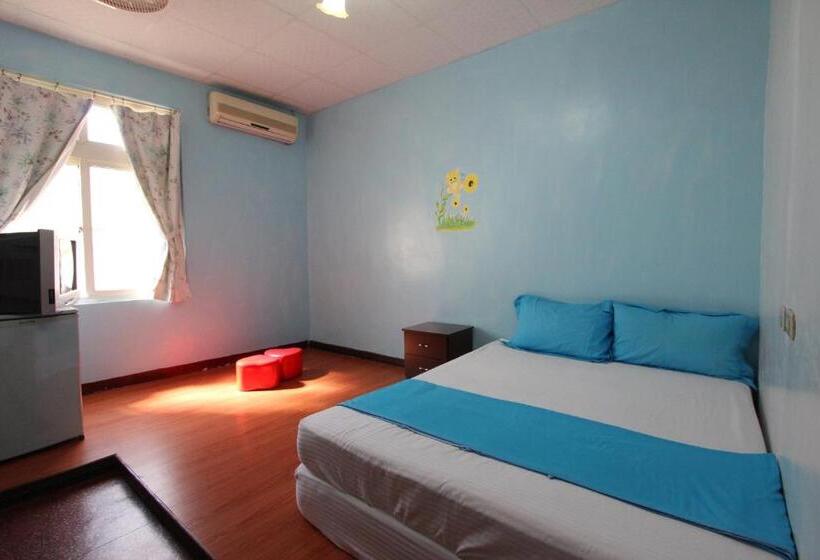 اتاق اکونومی, Wu Li Ting B&b