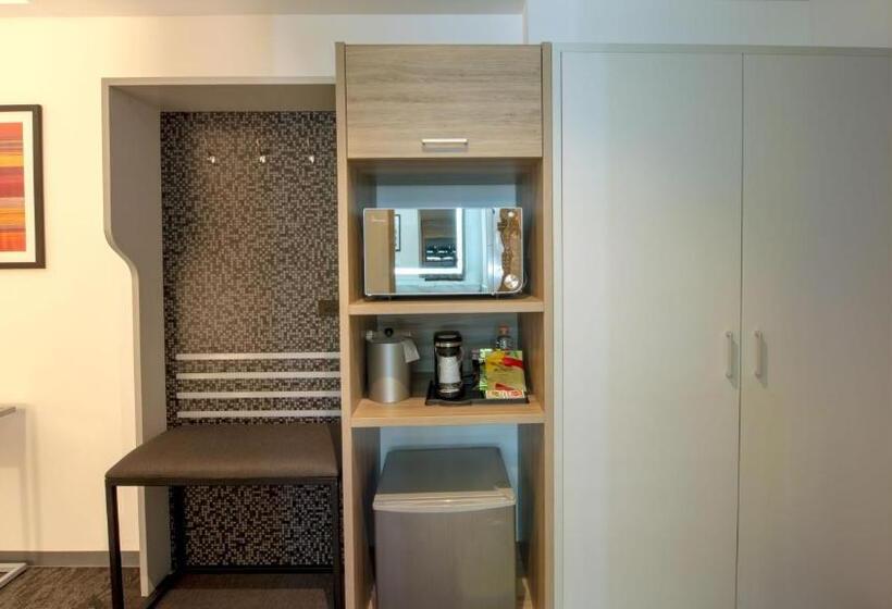 高级客房, Holiday Inn & Suites   Merida La Isla, An Ihg
