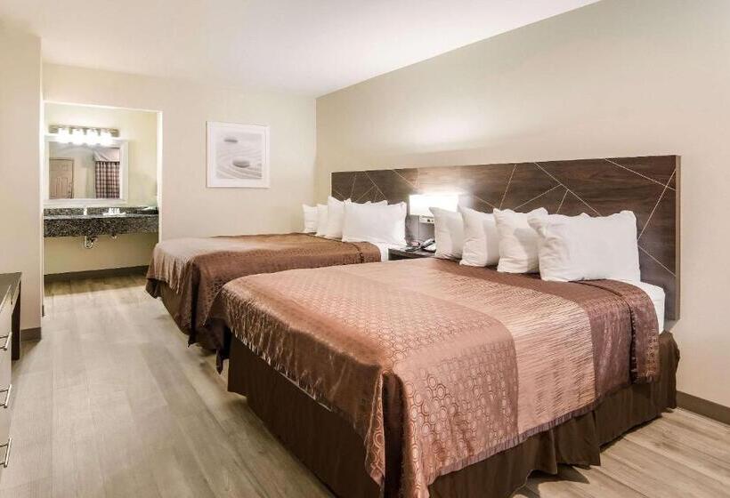 Номер Стандарт 2 Двуспальные Кровати, Quality Inn & Suites Dallas Cityplace