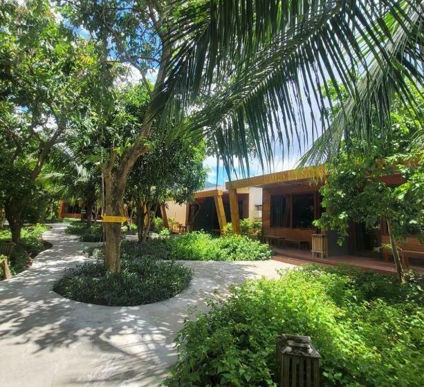 اتاق استاندارد با چشم‌انداز باغ, Tan Son Nhat Con Dao Resort