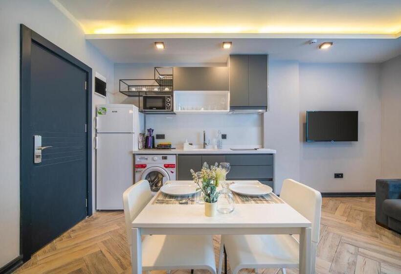 سوییت لوکس, Meyde Boutique Suites