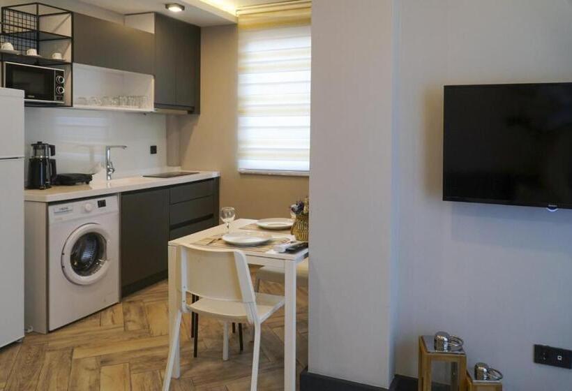 سوییت لوکس, Meyde Boutique Suites