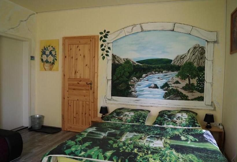 Номер Стандарт, Pension Mona Lisa