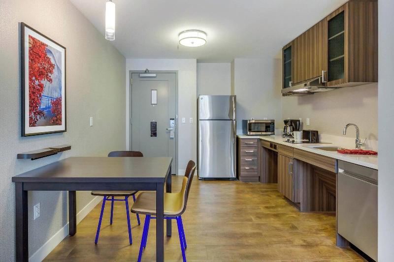 سوئیت با تخت بزرگ, Residence Inn Providence Downtown