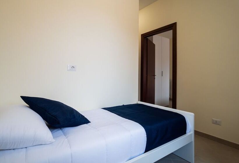 اتاق کلاسیک چهارنفره, Minerva Monks Inn