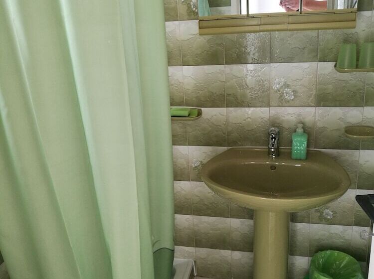 Deluxe Zimmer, Viktor Rooms And Apartments