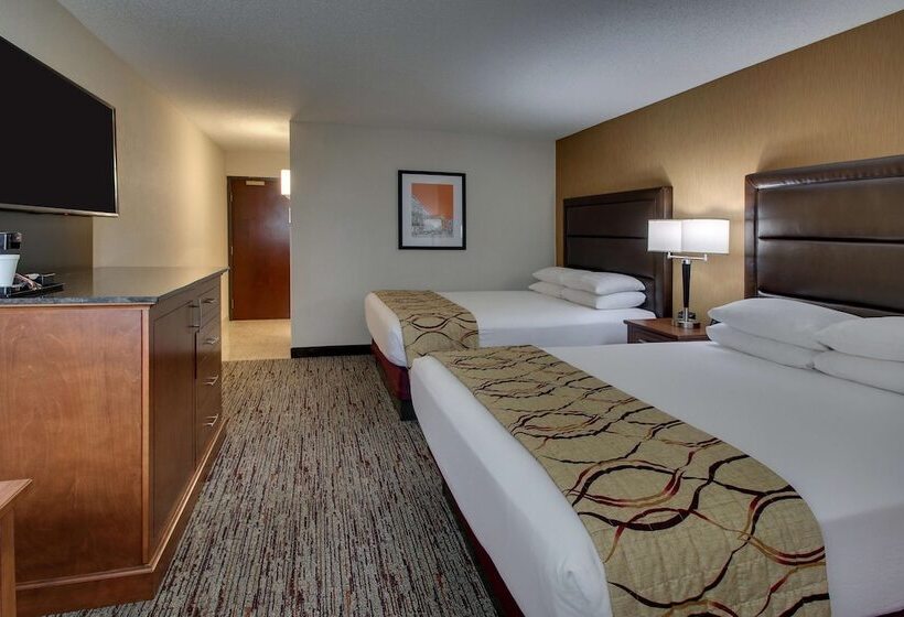 اتاق لوکس, Drury Inn & Suites Evansville East
