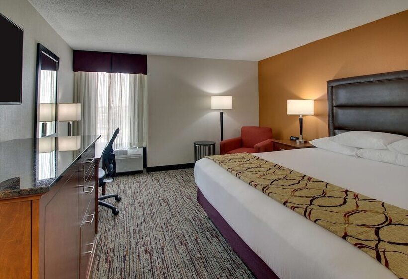 اتاق لوکس, Drury Inn & Suites Evansville East