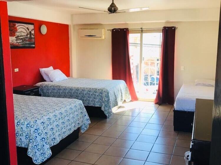 スタンダード5人部屋, Chapala