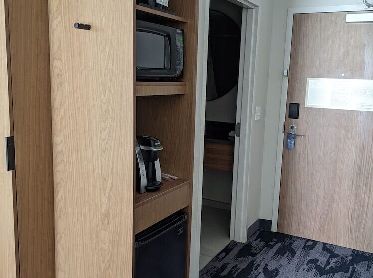 Люкс, Fairfield Inn & Suites Lincoln Crete