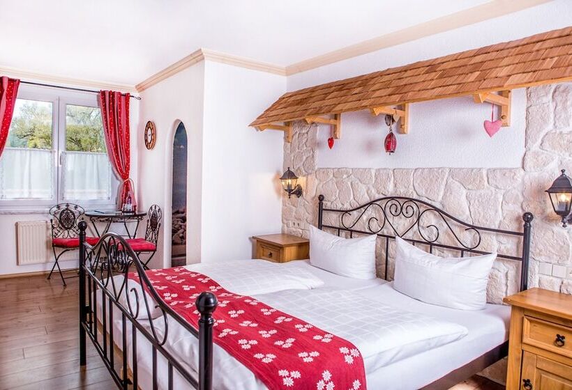 Номер Стандарт, Traditions Gasthaus Bayrischer Hof