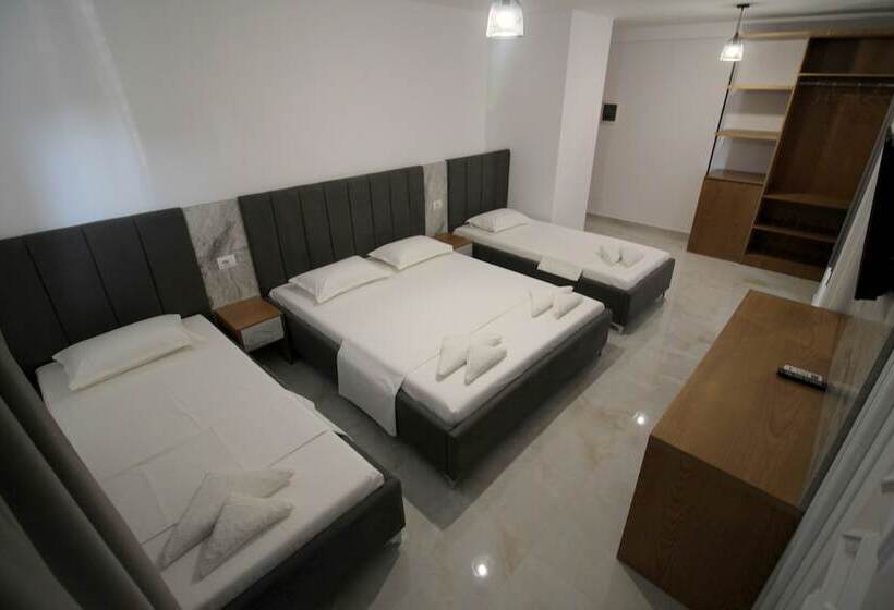 디럭스 4인 룸, Four Islands
