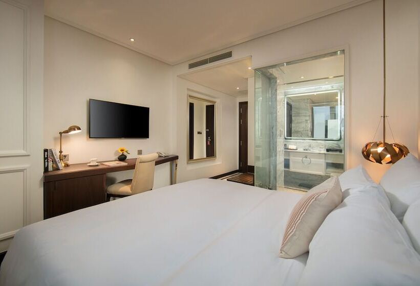 Deluxe Room City View, Anatole Hotel Hanoi