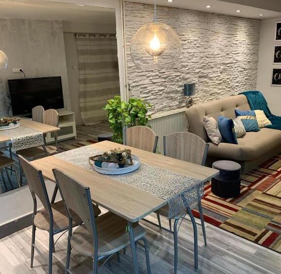 침실 1개 디럭스 아파트, Airport16 Bed And Breakfast