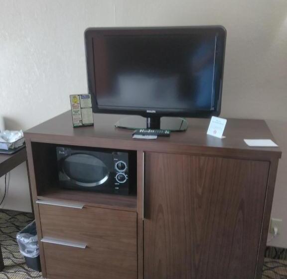 Стандартный Номер Кровать Кинг, Baymont By Wyndham Madison Heights Detroit Area