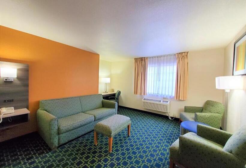 Люкс Deluxe Кровать Кинг, Baymont By Wyndham Santa Fe