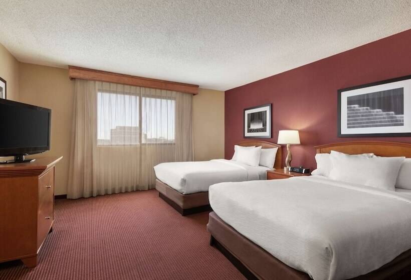 Люкс Адаптированный для Инвалидов, Embassy Suites By Hilton Kansas City International Airport