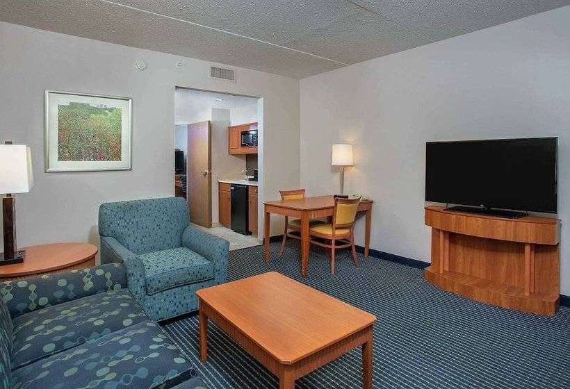 سوییت, Embassy Suites By Hilton Lexington/uk Coldstream