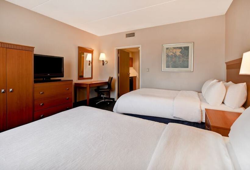 سوییت, Embassy Suites By Hilton Lexington/uk Coldstream