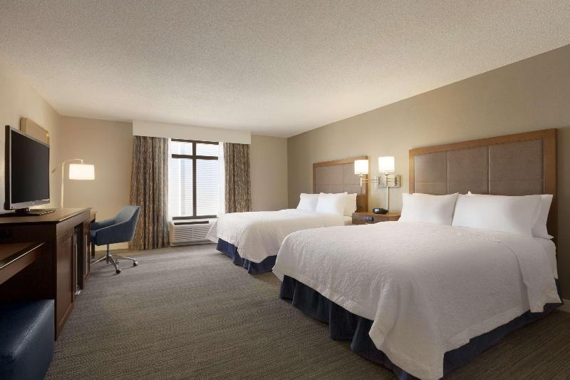 3 Bedroom Suite, Embassy Suites By Hilton Lexington/uk Coldstream