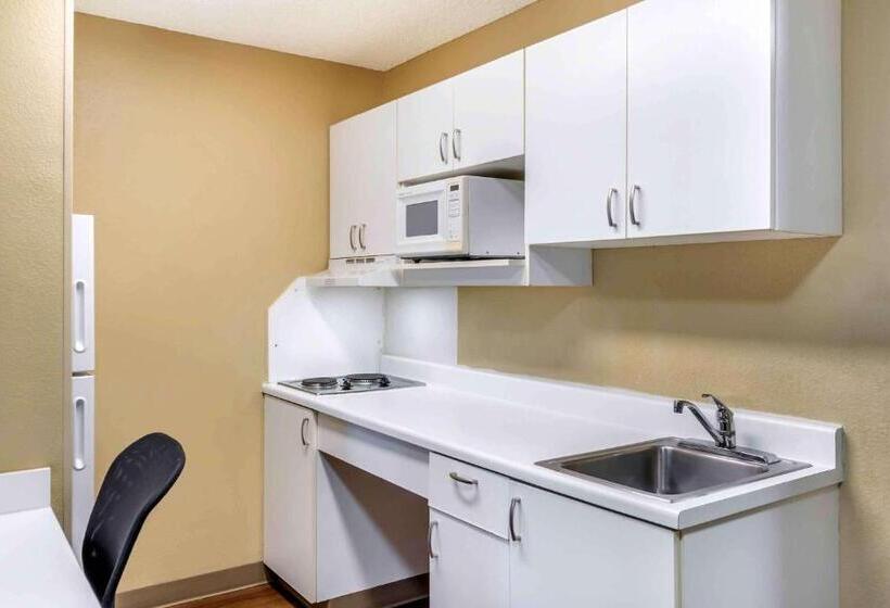 Студия Стандарт, Extended Stay America Suites  Seattle  Everett  North