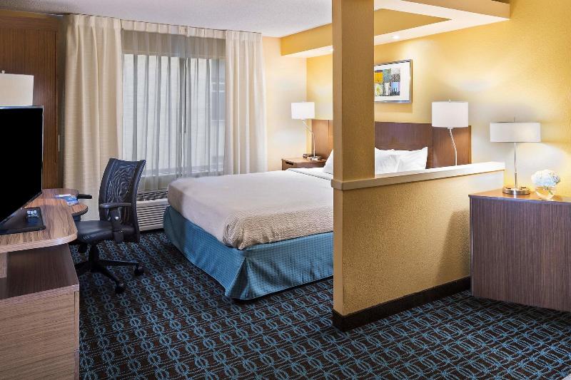 스탠다드 룸 킹사이즈 침대, Fairfield Inn & Suites By Marriott Atlanta Buckhead