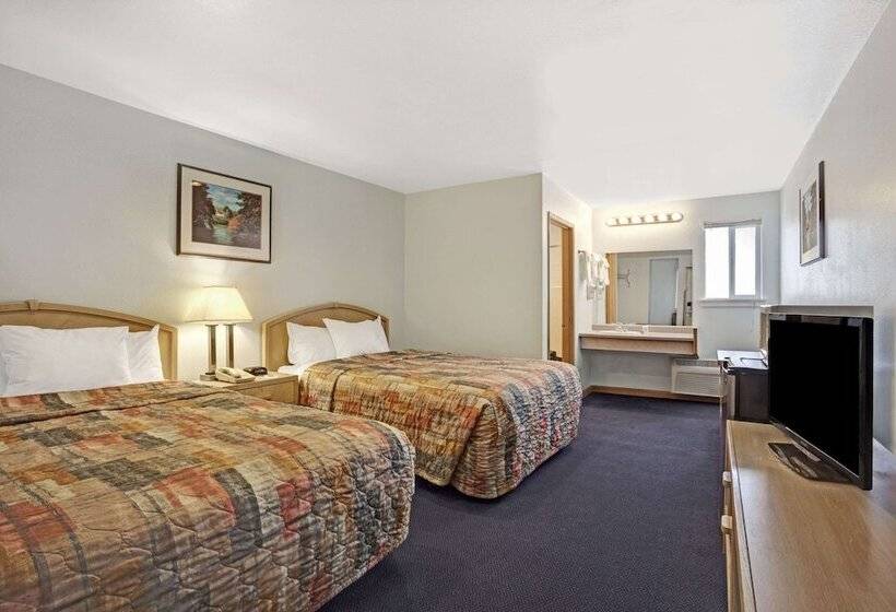 ２ダブルベッドのスタンダードルーム, Travelodge By Wyndham Seattle North Of Downtown