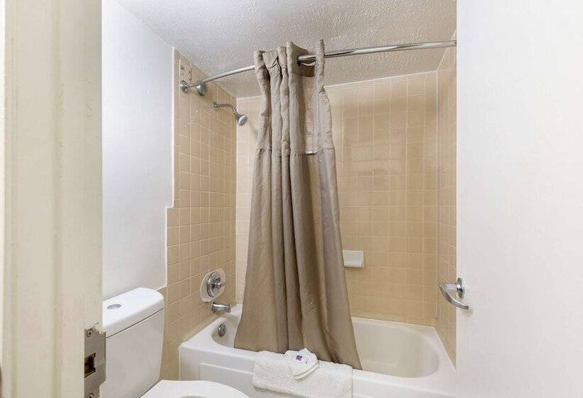 Номер Deluxe, Motel 6 Houston, Tx  East