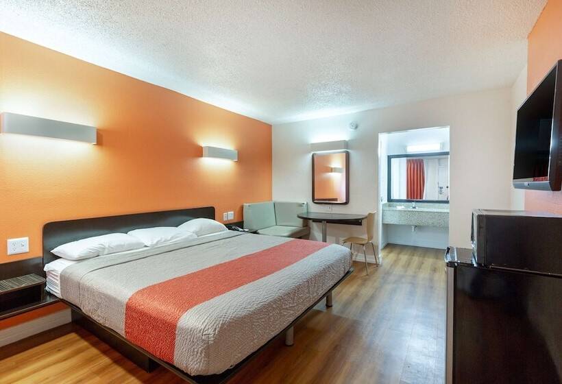 Номер Deluxe, Motel 6 Houston, Tx  East