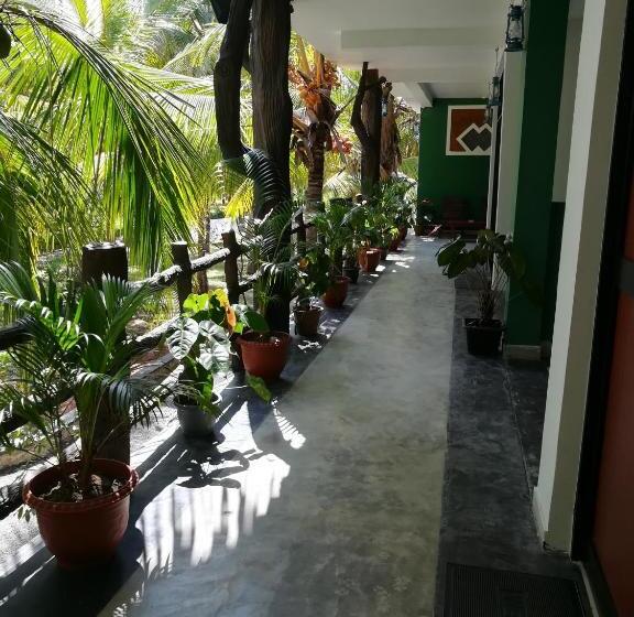 اتاق لوکس با چشم‌انداز باغ, The Nature Park Villa