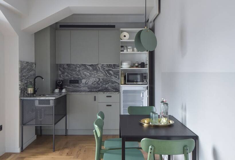 דירת דלוקס 2 חדרי שינה, Atlas Apart