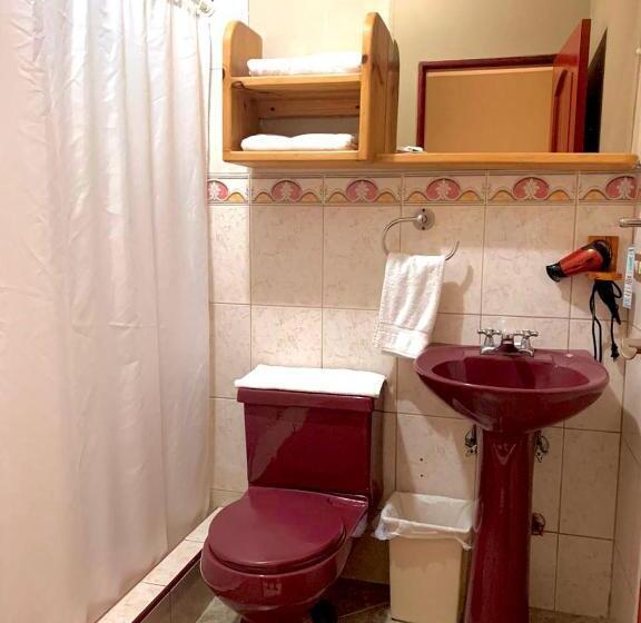 Quarto Familiar, Hostal Quil