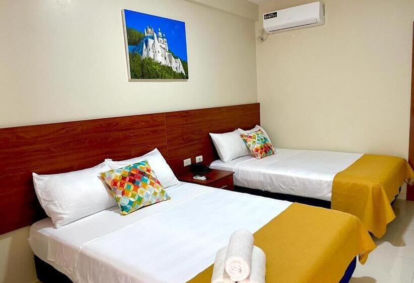 Quarto Quádruplo Deluxe, Hostal Quil