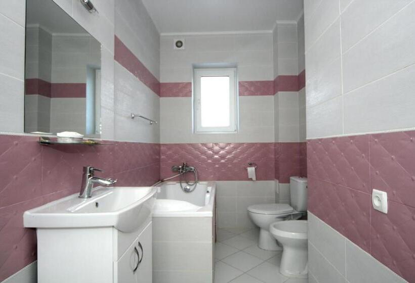 خانه 1 خوابه, гостьовий дім Tauer