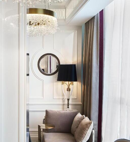 اتاق لوکس با تخت بزرگ, Jin Bei Palace