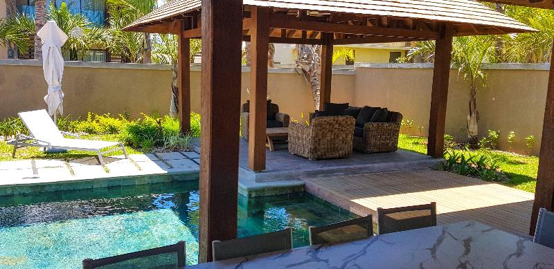 ویلای 4 خوابه, Mythic Suites & Villas