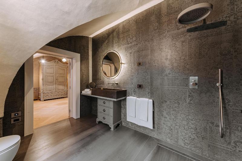 اتاق لوکس, Paragon 700 Boutique Hotel & Spa