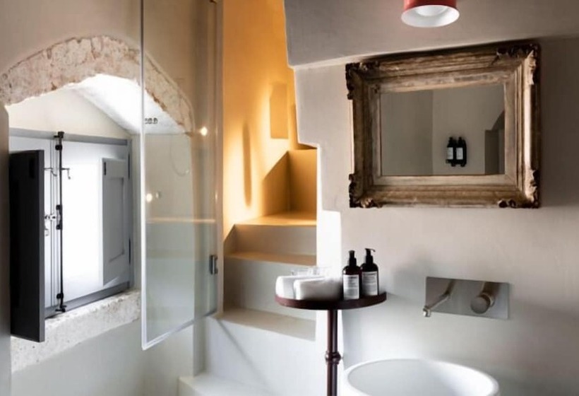 اتاق لوکس, Paragon 700 Boutique Hotel & Spa