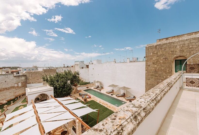 سوئیت پرزیدنت, Paragon 700 Boutique Hotel & Spa