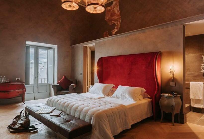 Deluxe Suite King Bed, Paragon 700 Boutique Hotel & Spa