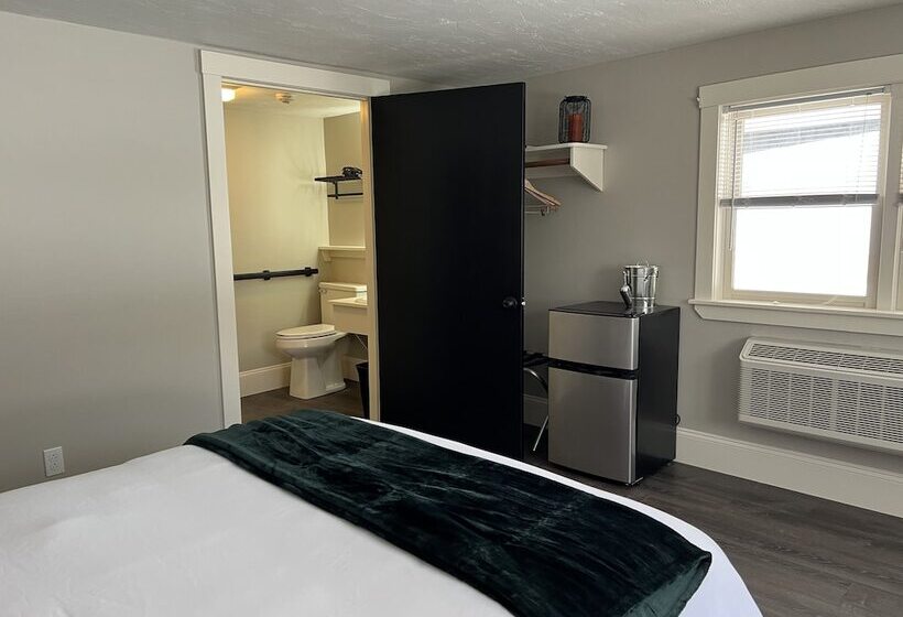 اتاق استاندارد, Gunstock Inn & Suites