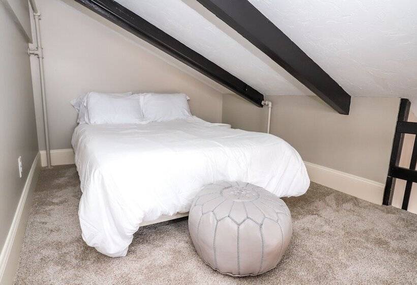 اتاق استاندارد, Gunstock Inn & Suites