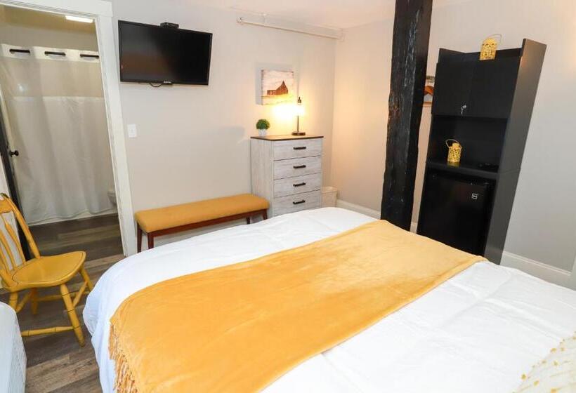 اتاق استاندارد, Gunstock Inn & Suites